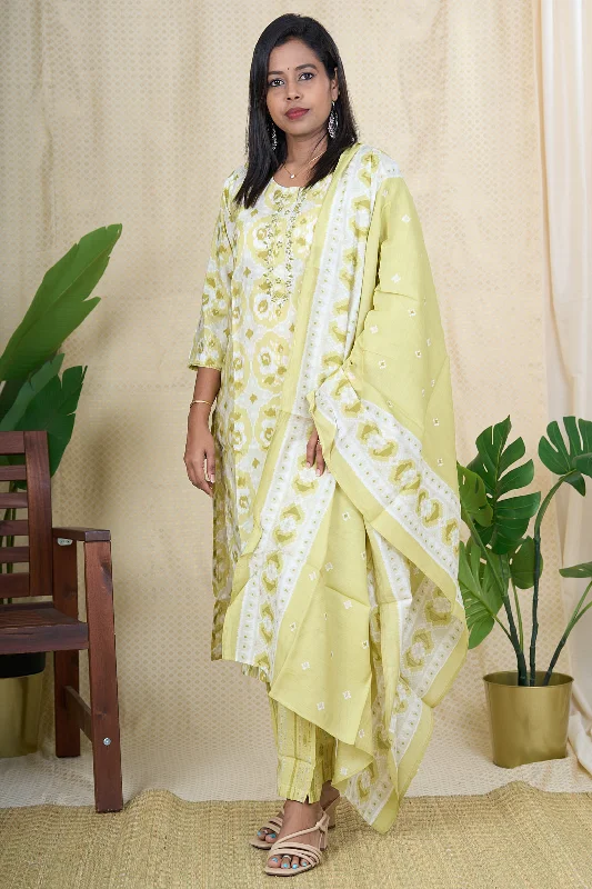 Embroidered Viscose Silk Kurta Set with Muslin Dupatta