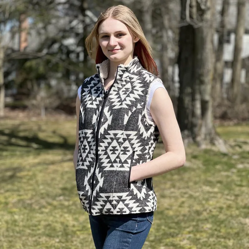 Montana Co. Women's Black & White Aztec Vest