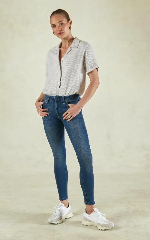 Lauren Mid Rise Classic Jeans